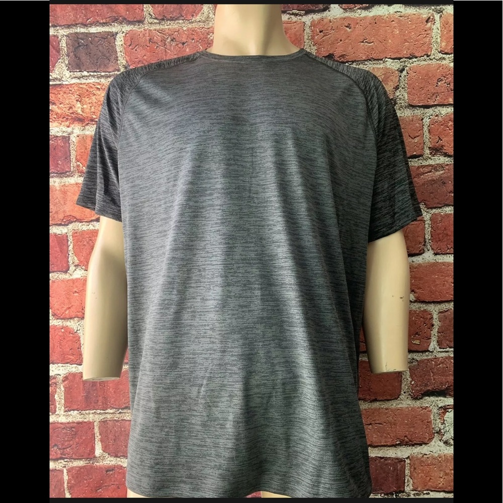 Xersion Men’s Training T-Shirt Gray Size XXLarge🔥